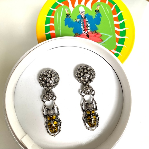Iris Apfel Scarab Crystallized Eaarings-New in Box - Picture 1 of 16
